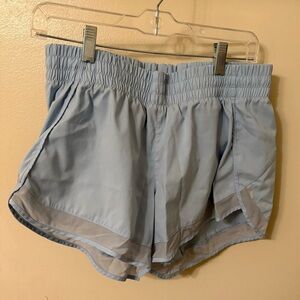 Athleta mesh racer run short 4”